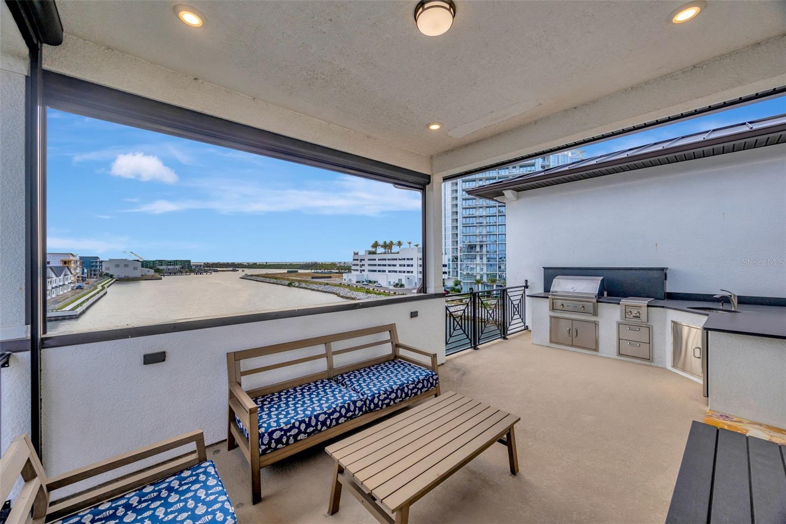 Image 12 of 51 For 5351 Bridge Street 32