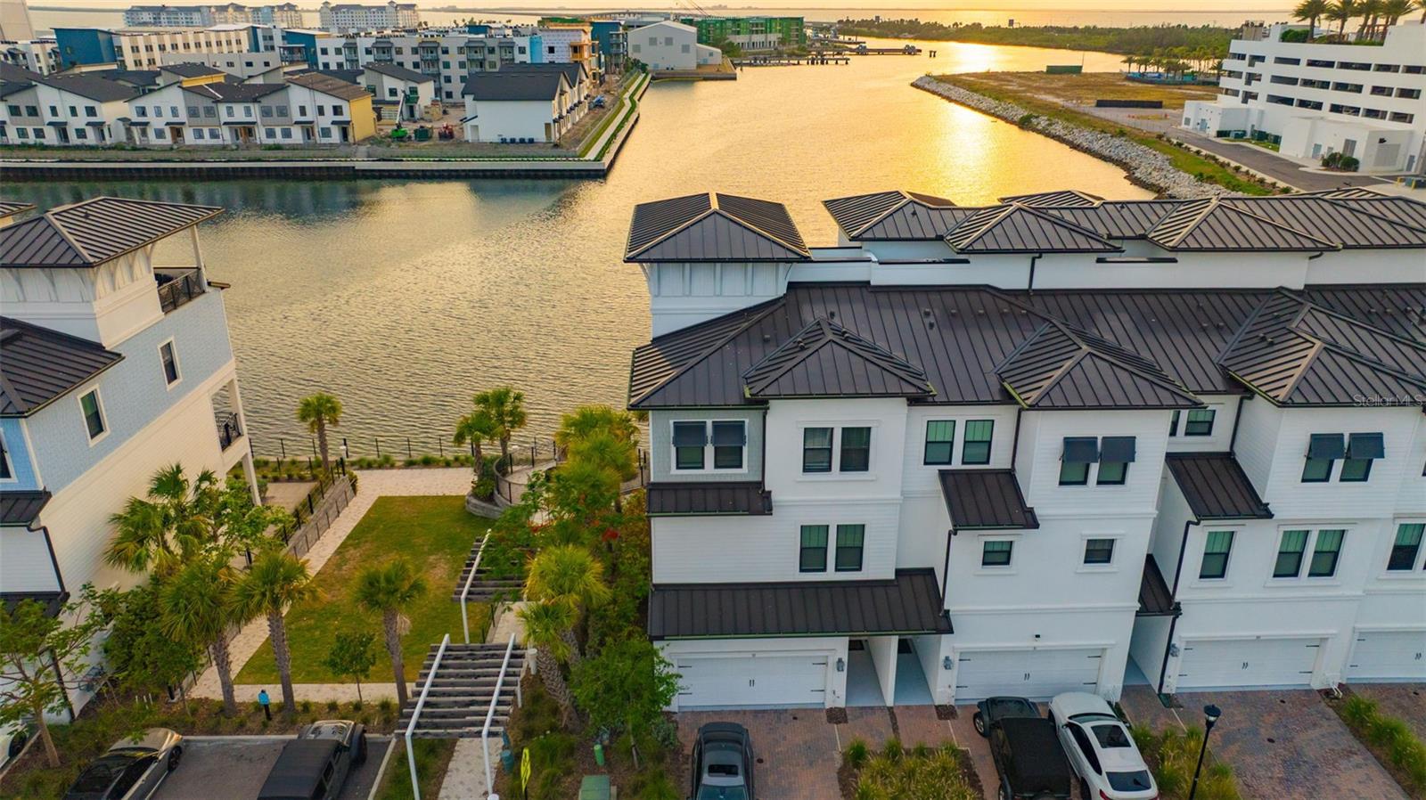 Image 41 of 51 For 5351 Bridge Street 32