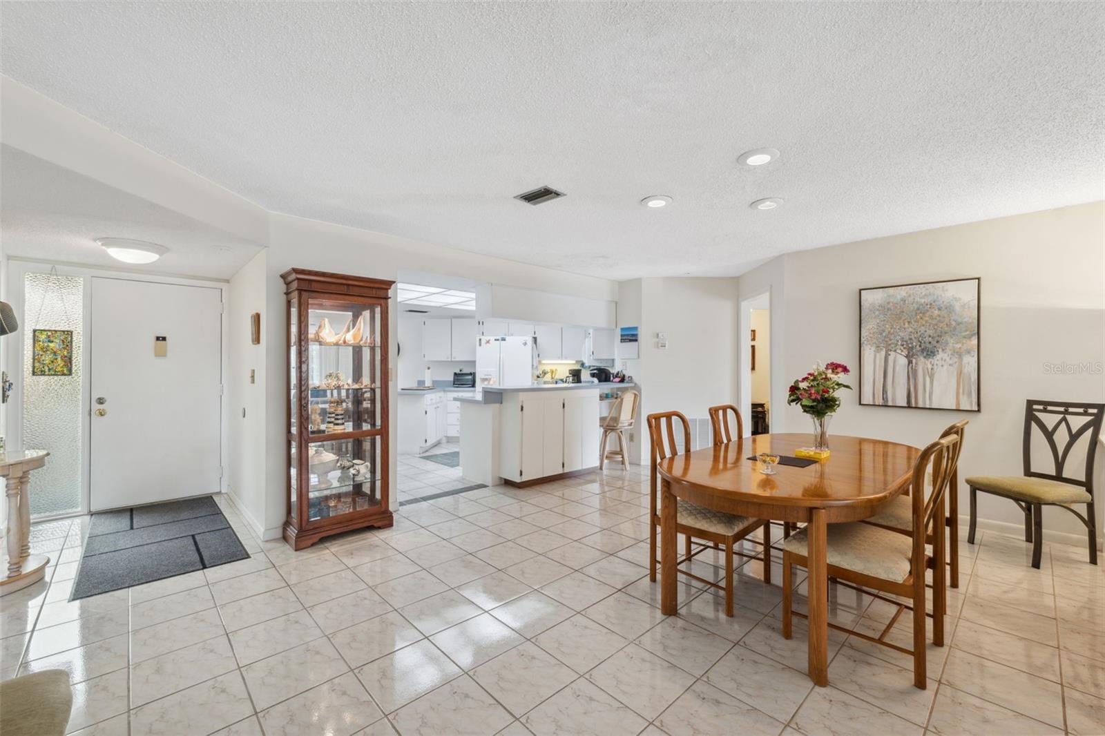 Image 12 of 84 For 3942 Trophy Boulevard