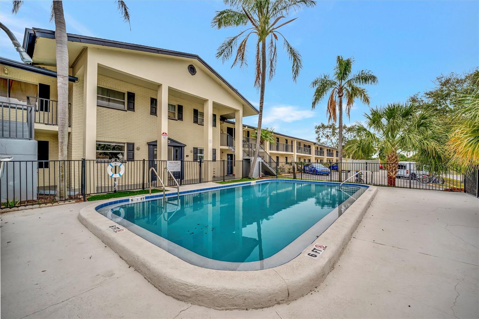 Details for 2 Fernwood Avenue 16, CLEARWATER, FL 33765
