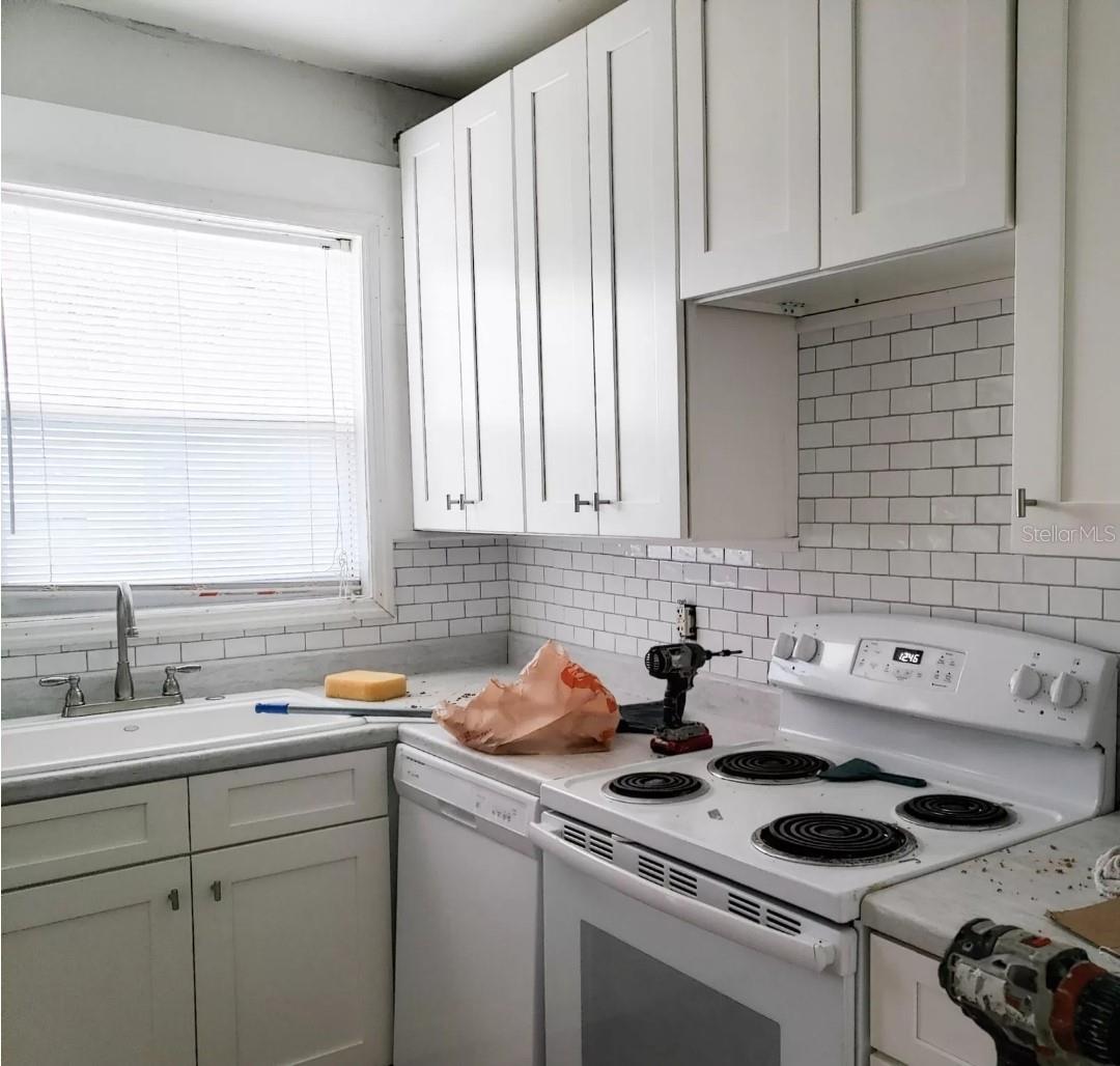 Image 3 of 18 For 3963 1st Avenue N
