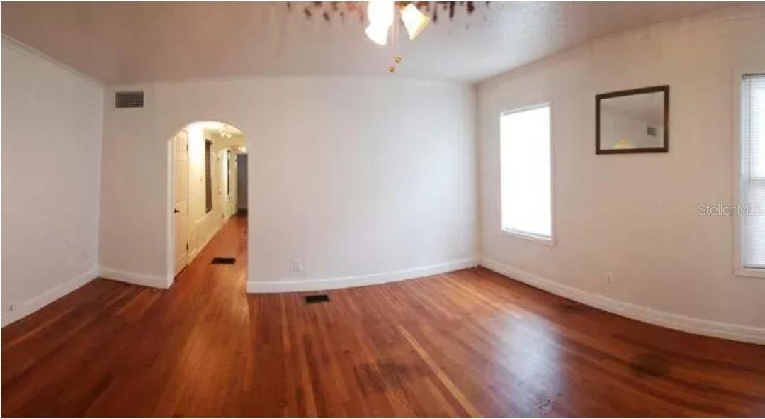 Image 5 of 18 For 3963 1st Avenue N