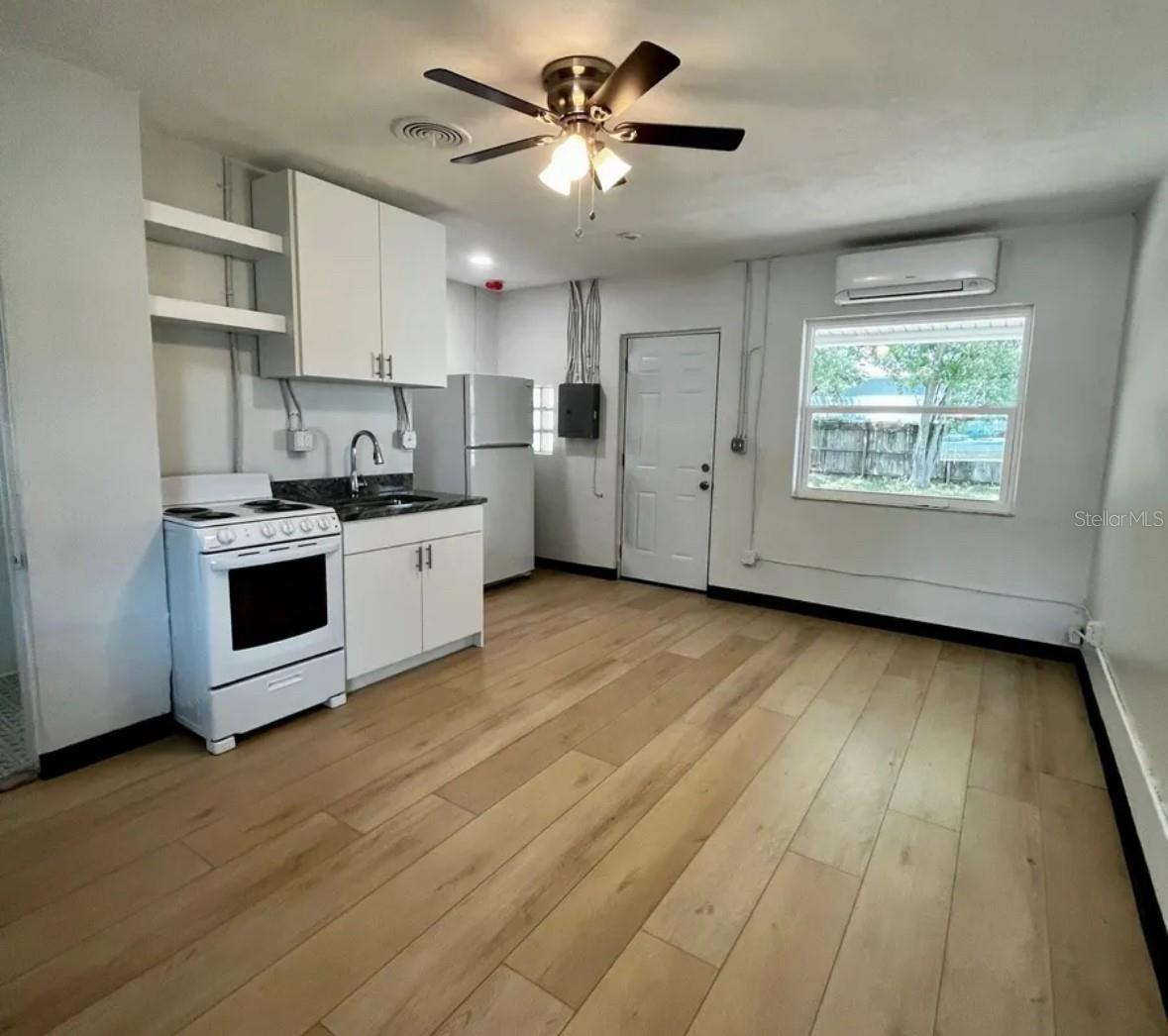 Image 2 of 7 For 707 Rosery Road Nw 3