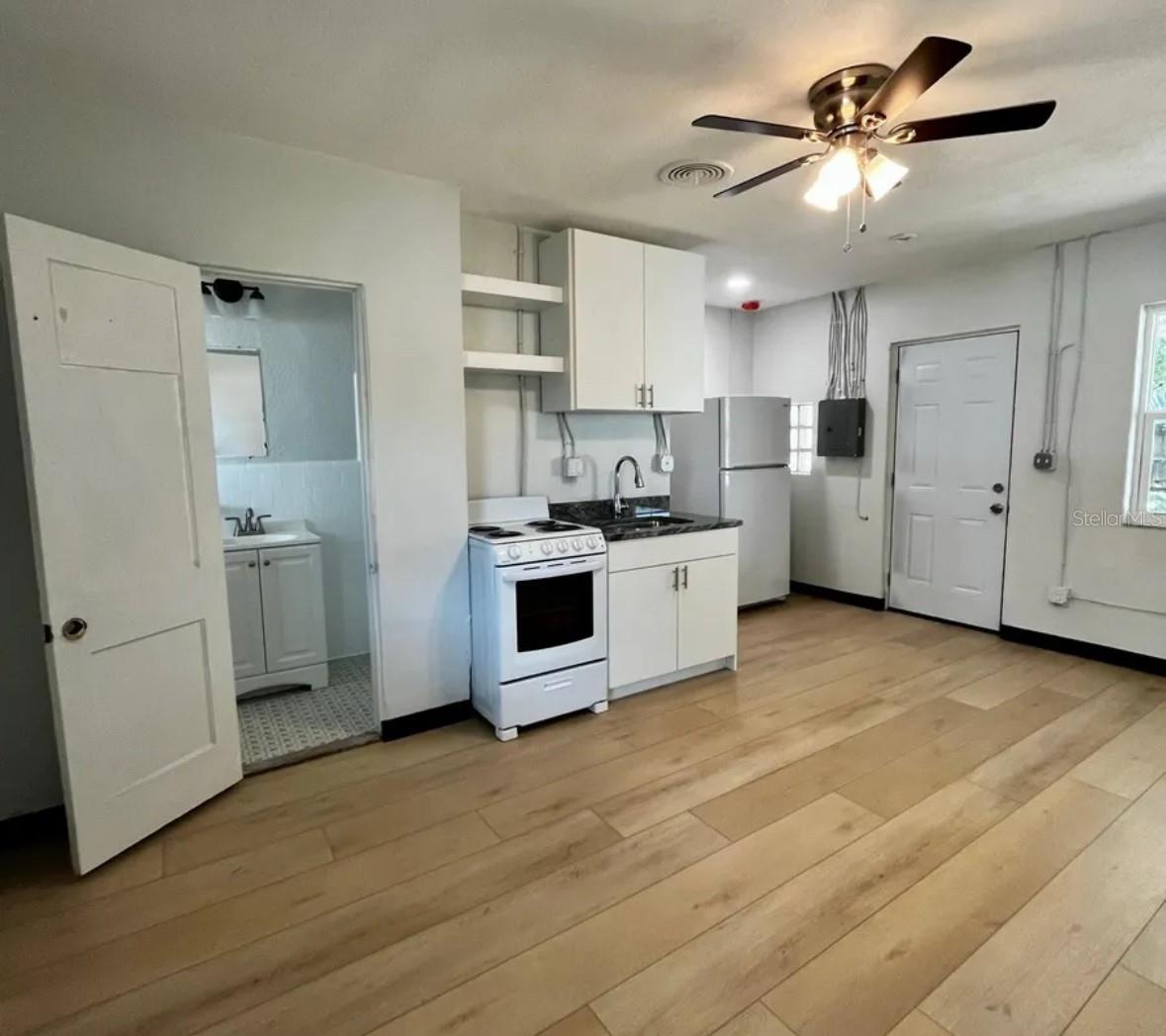 Image 3 of 7 For 707 Rosery Road Nw 3