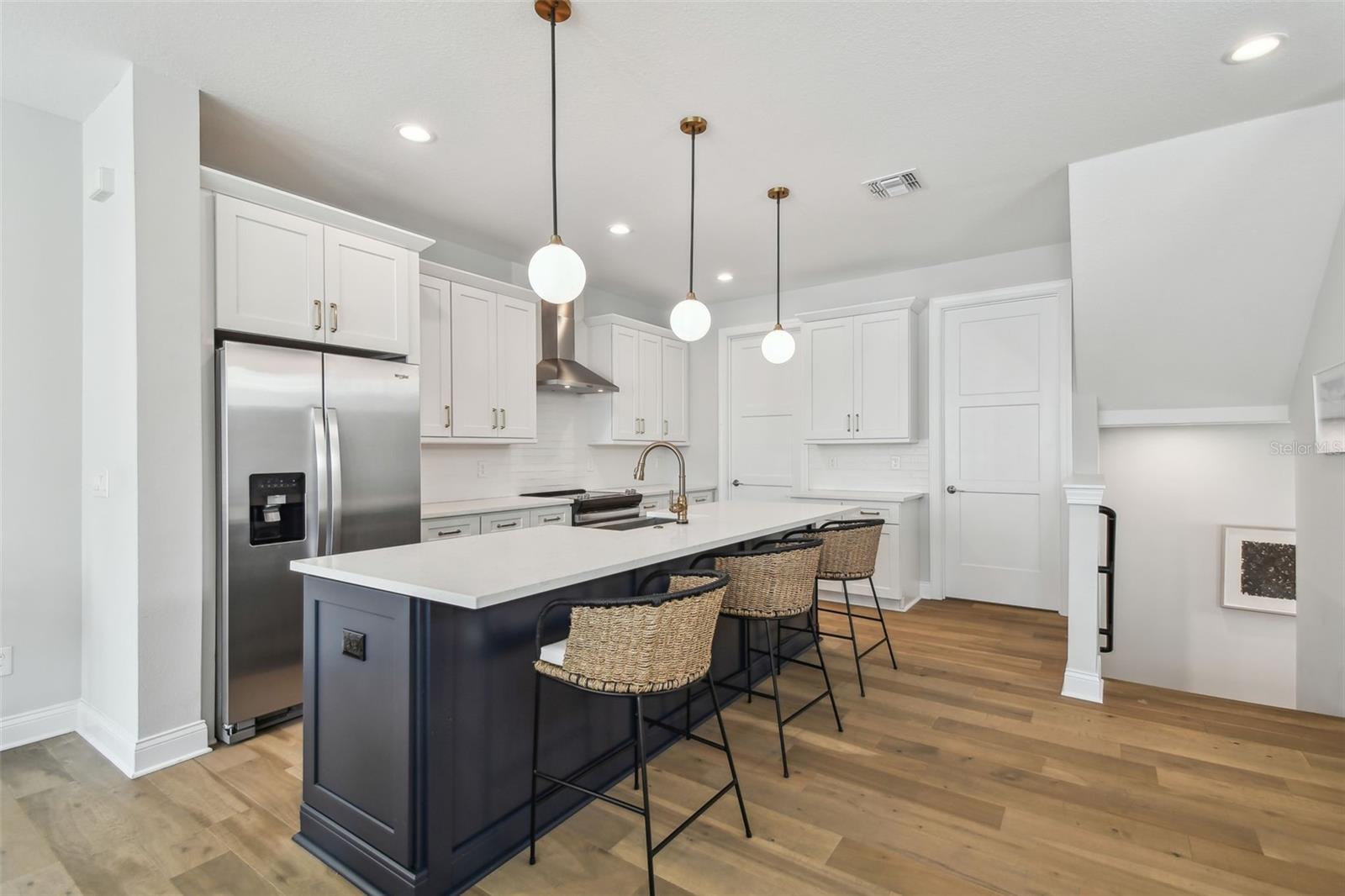 Image 14 of 49 For 4757 Legacy Park Drive