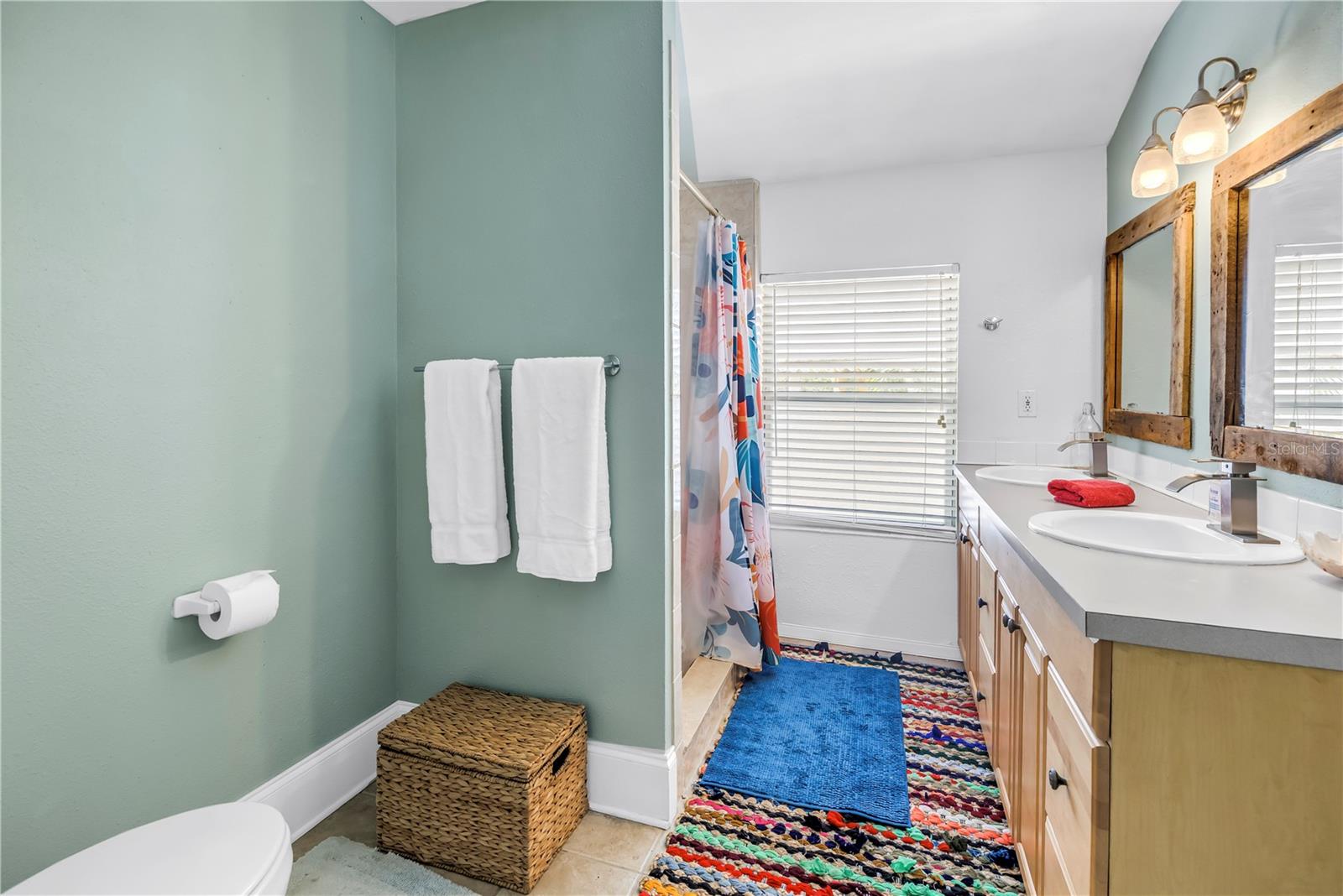 Image 24 of 40 For 1038 Crescent Lake Drive N