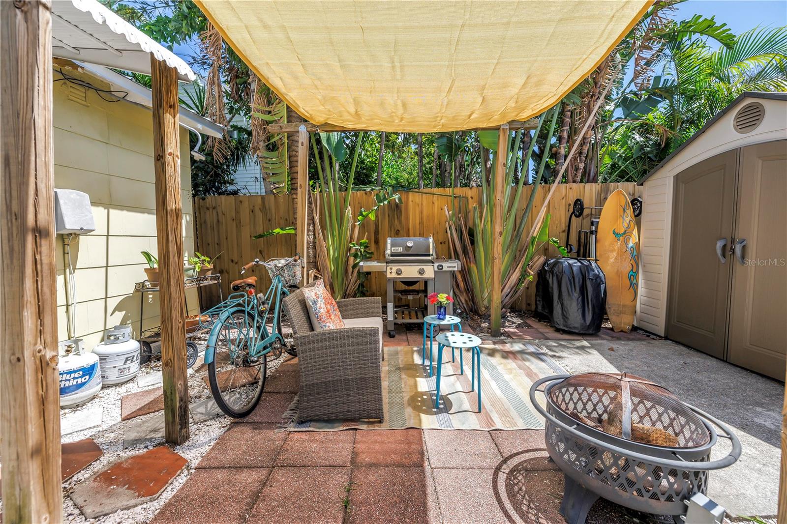 Image 31 of 40 For 1038 Crescent Lake Drive N