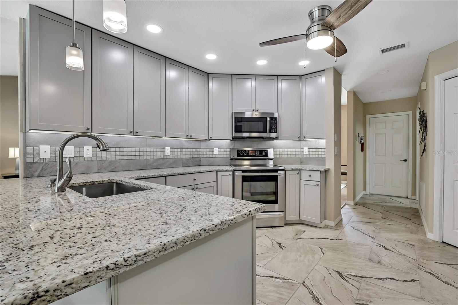 Image 10 of 79 For 9346 Southern Belle Drive