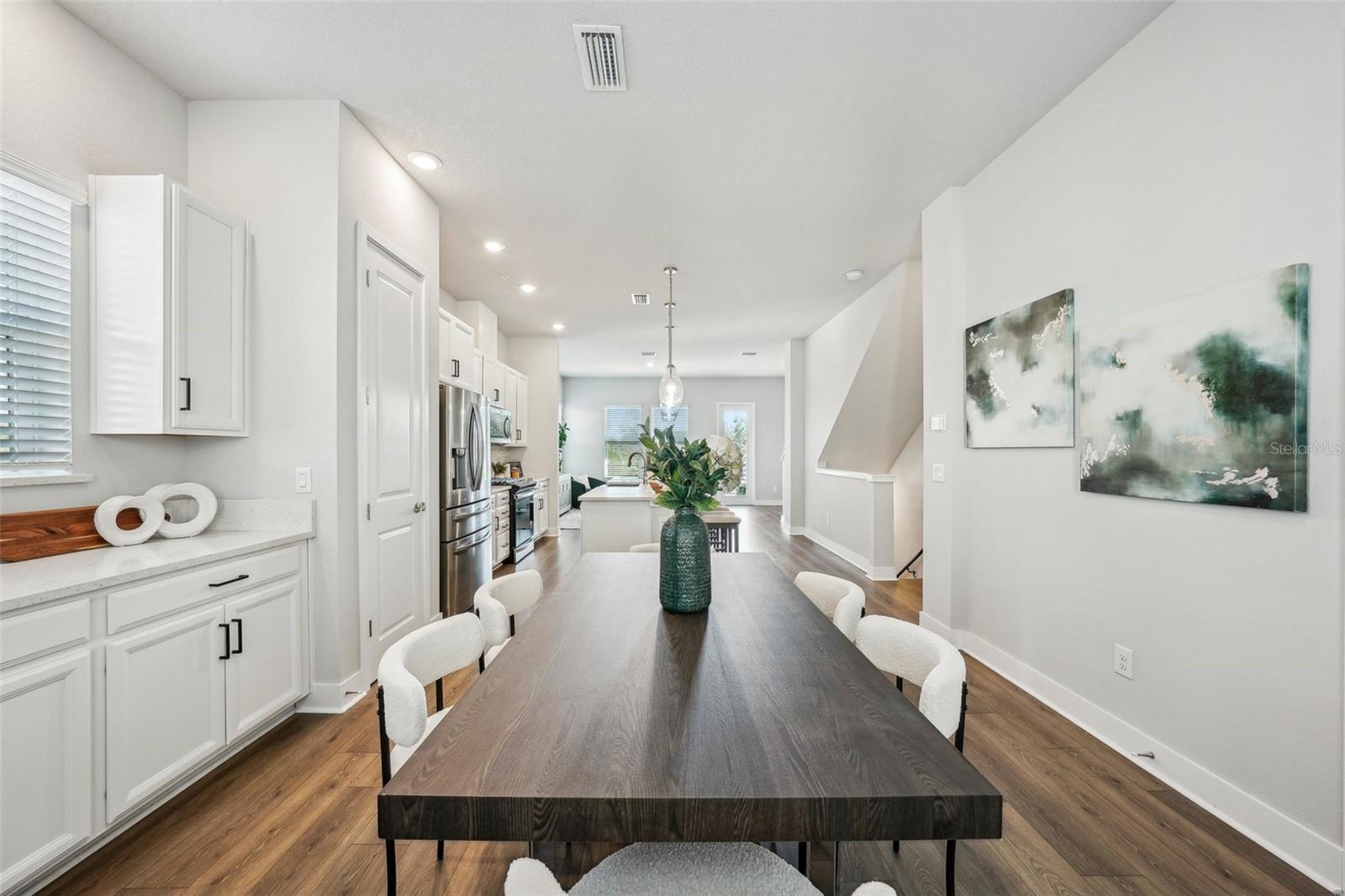 Listing photo id 12 for 2511 Grady Avenue 41