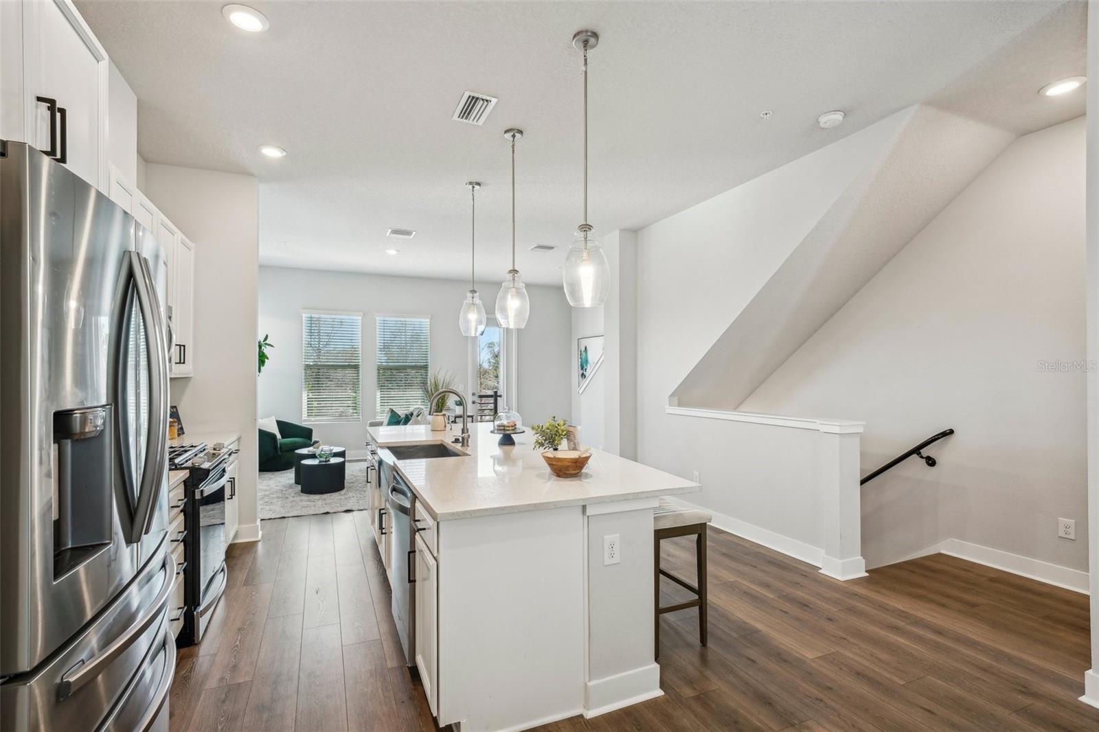 Listing photo id 16 for 2511 Grady Avenue 41
