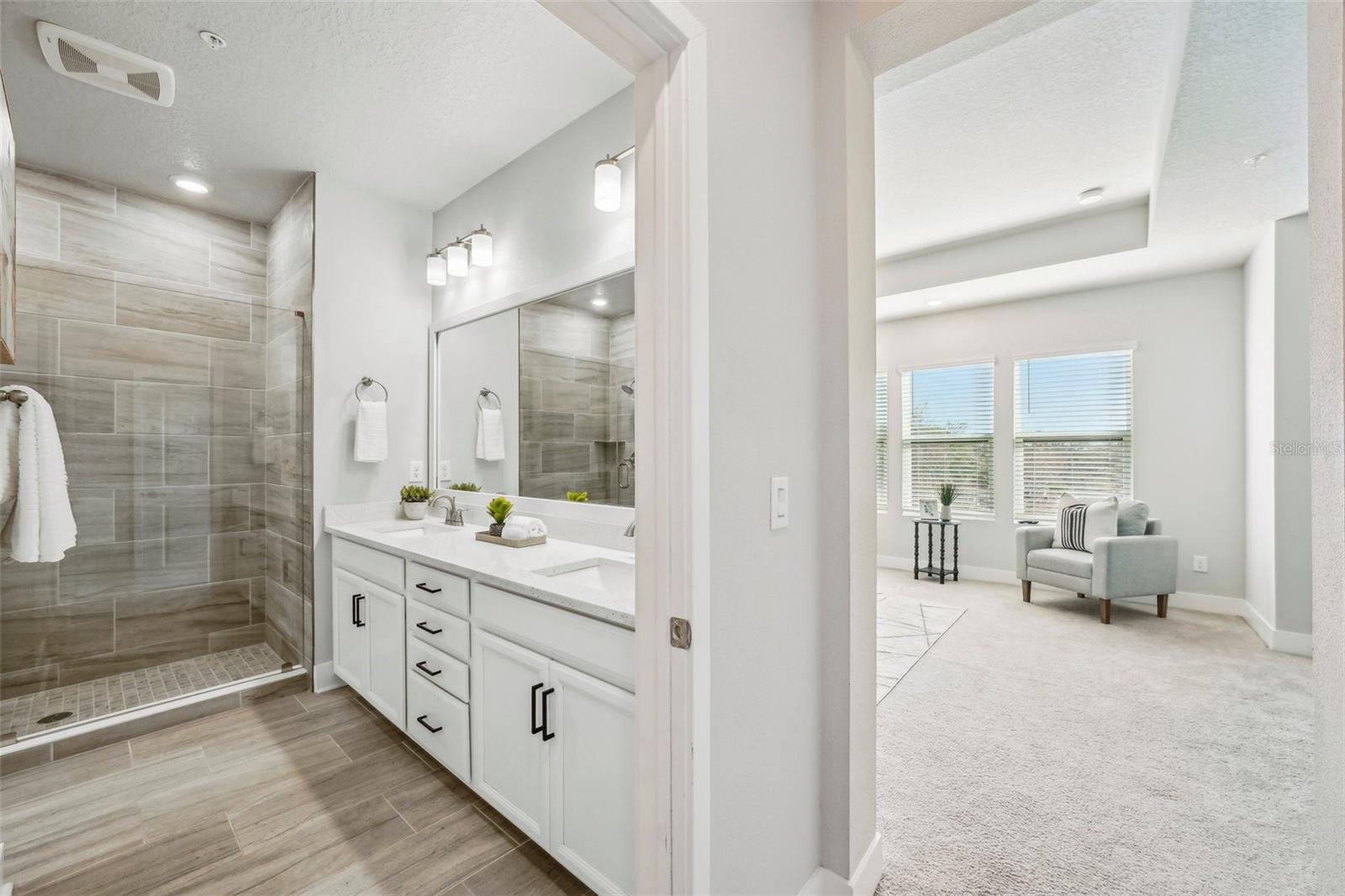 Listing photo id 43 for 2511 Grady Avenue 41