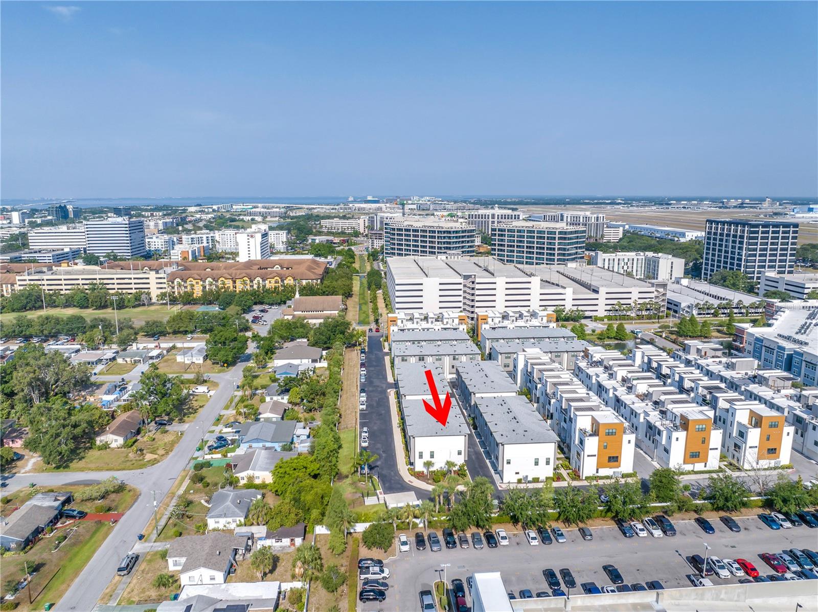 Listing photo id 75 for 2511 Grady Avenue 41