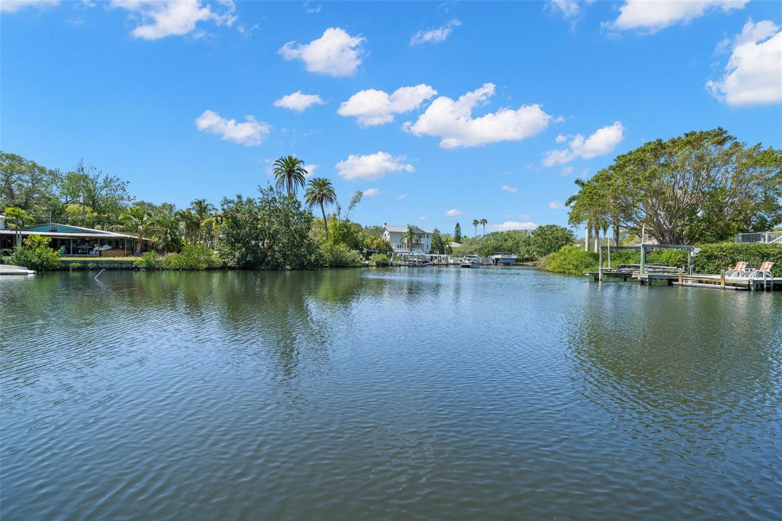 Listing photo id 39 for 261 Kentucky Avenue