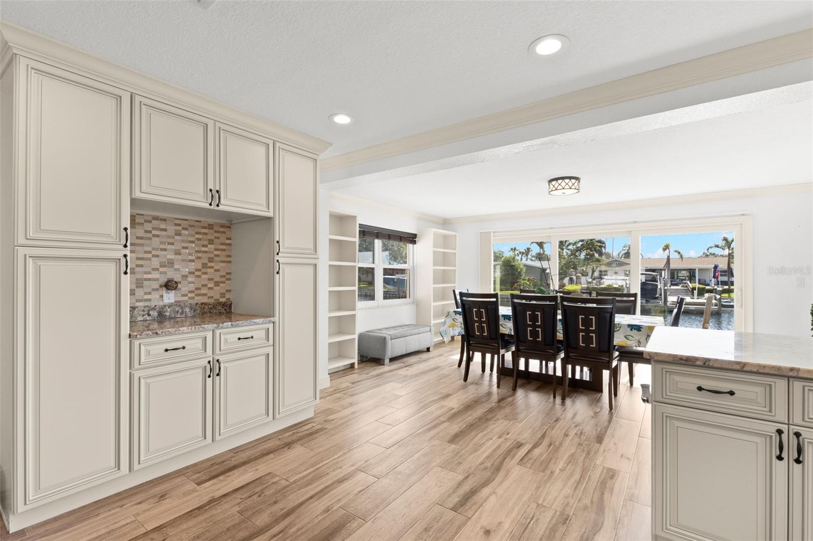 Image 13 of 34 For 4425 13th Way Ne