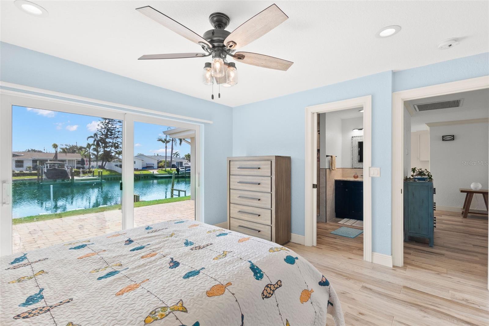 Image 18 of 34 For 4425 13th Way Ne