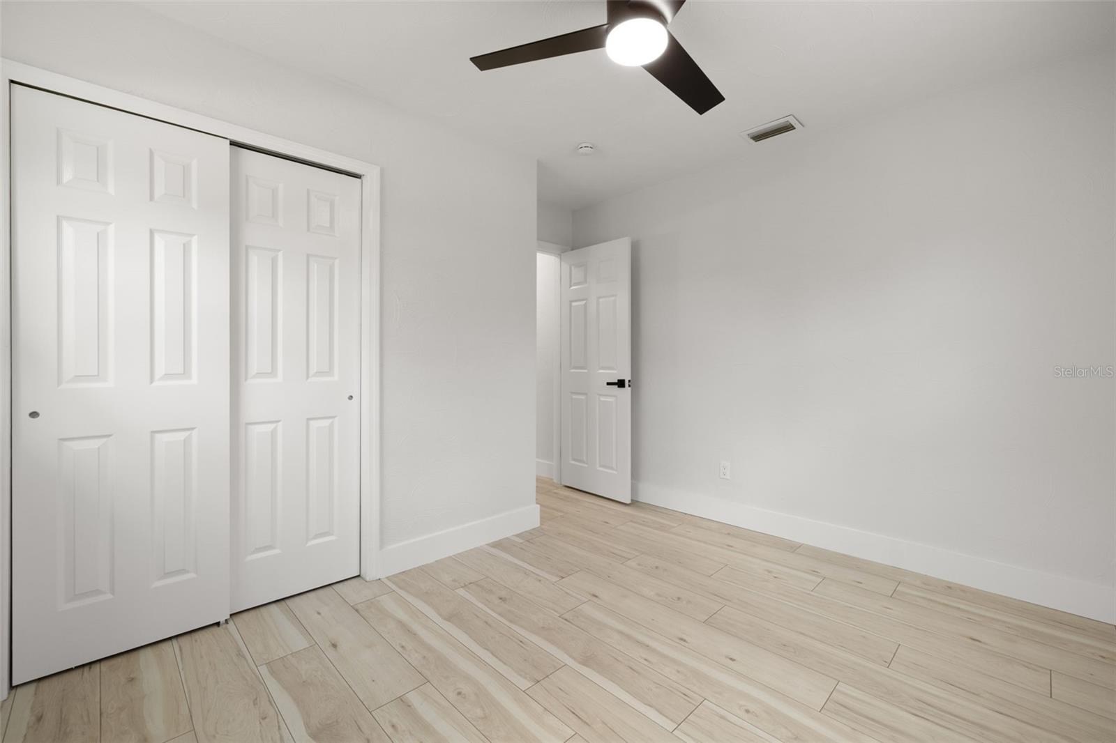Image 16 of 25 For 2157 20th Avenue Sw