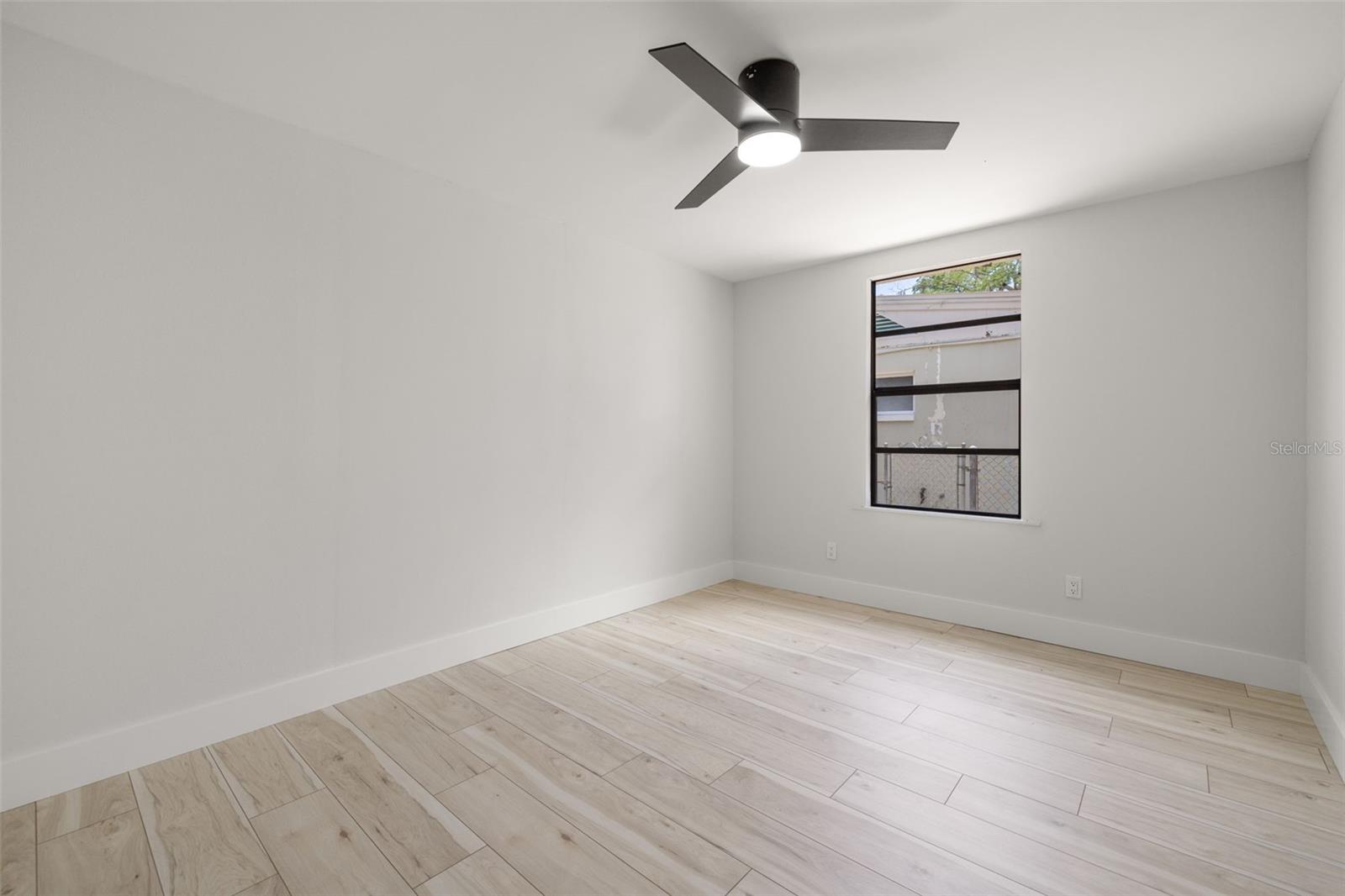 Image 17 of 25 For 2157 20th Avenue Sw
