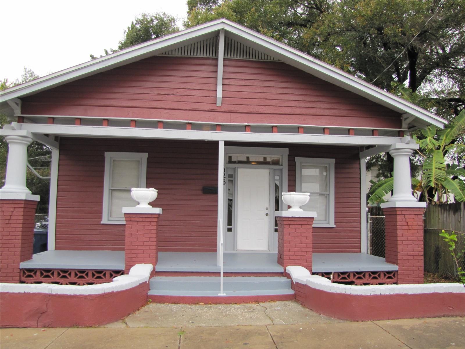 Image 2 of 13 For 1026 15th Avenue