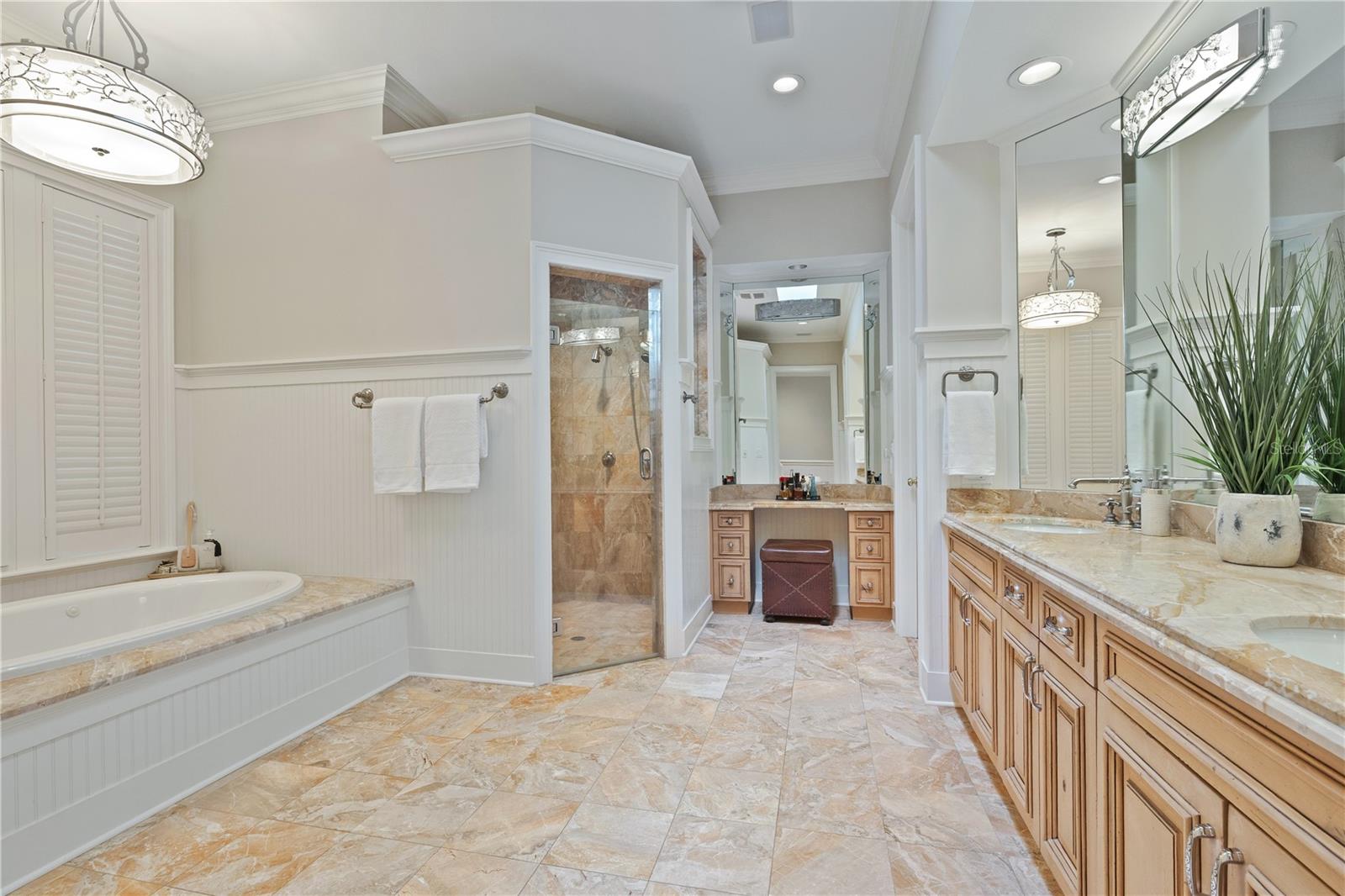 Image 26 of 73 For 6310 Maclaurin Drive