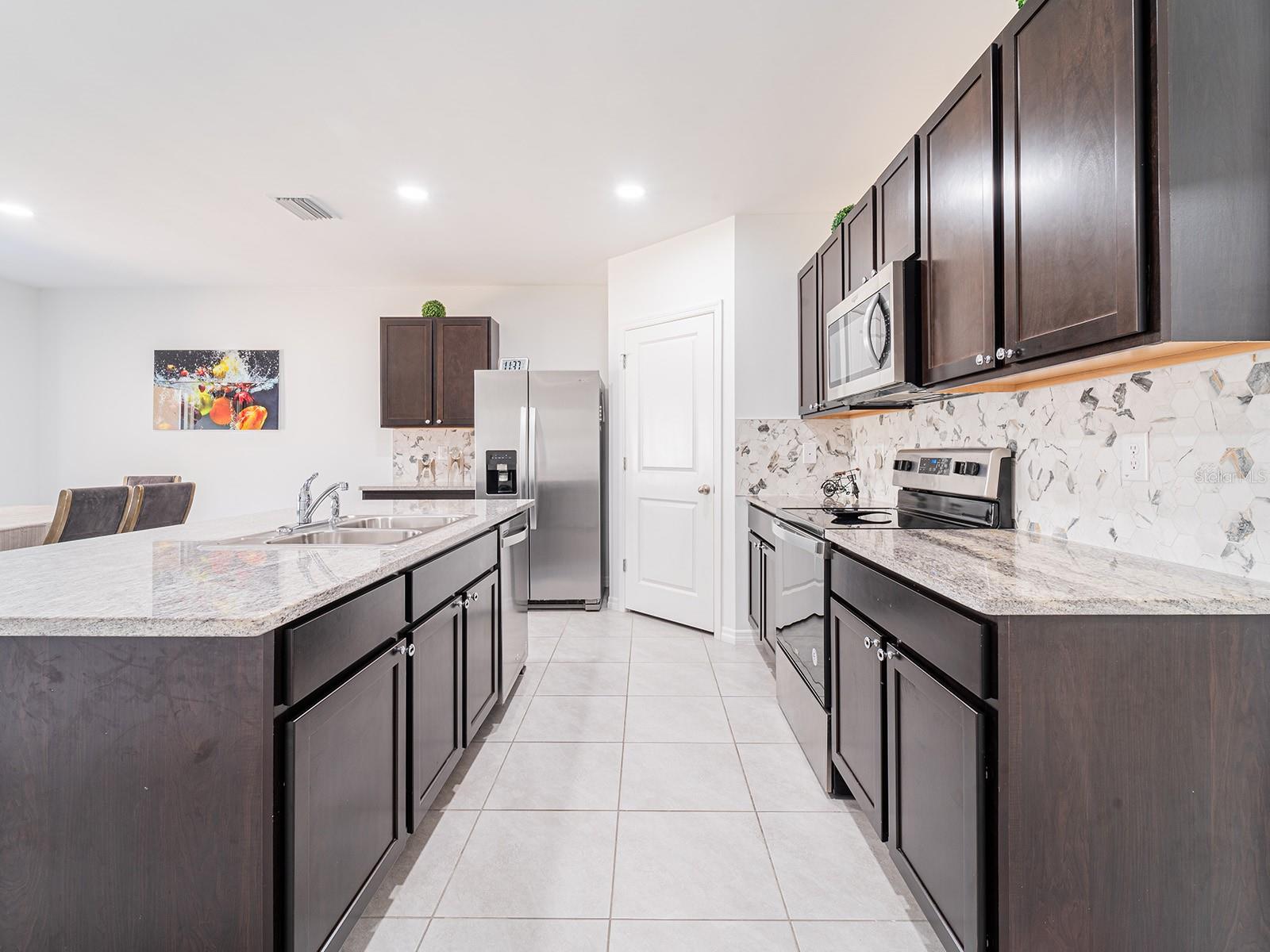 Image 14 of 42 For 8891 Bower Bass Circle