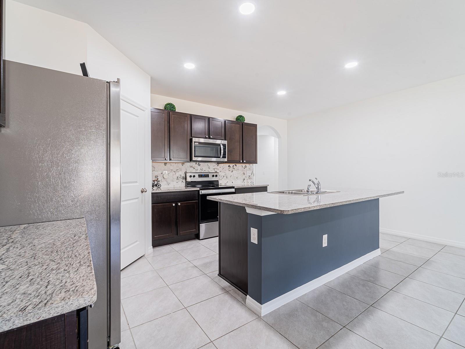 Image 17 of 42 For 8891 Bower Bass Circle