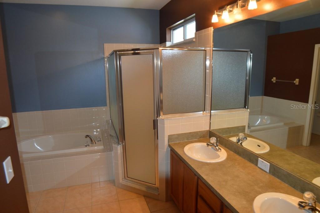 Image 11 of 16 For 15528 Gannetglade Lane
