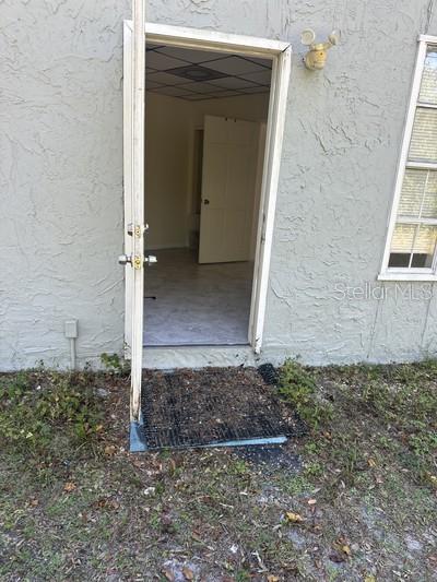 Listing photo id 11 for 7730 Little Road A