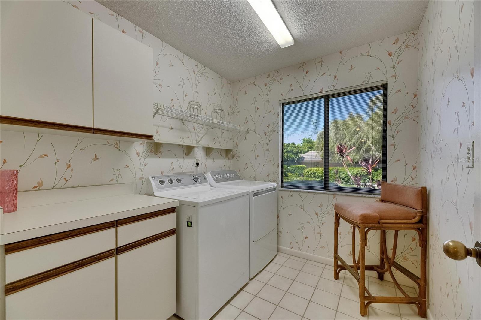 Listing photo id 23 for 29903 Baywood Lane