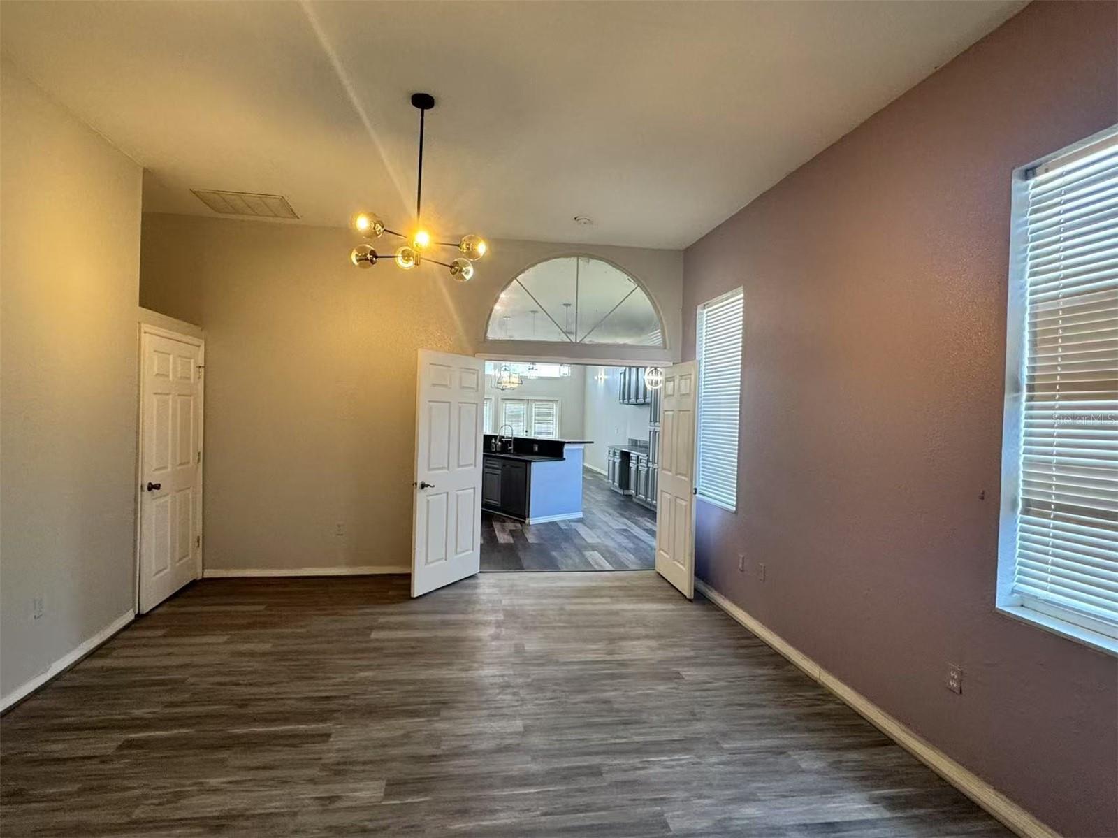 Image 19 of 42 For 12349 Wasatch Court