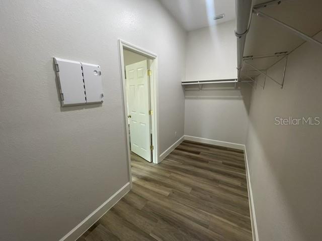Listing photo id 36 for 7635 55th Street N