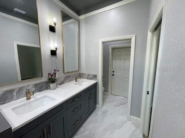 Listing photo id 37 for 7635 55th Street N