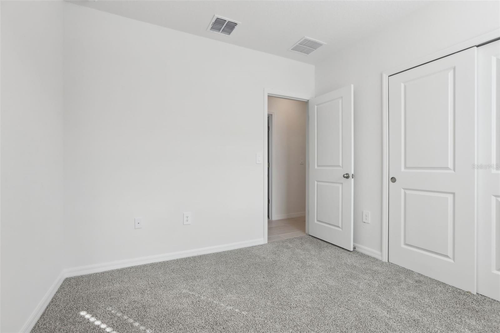 Image 18 of 32 For 2530 Linda Knoll Lane