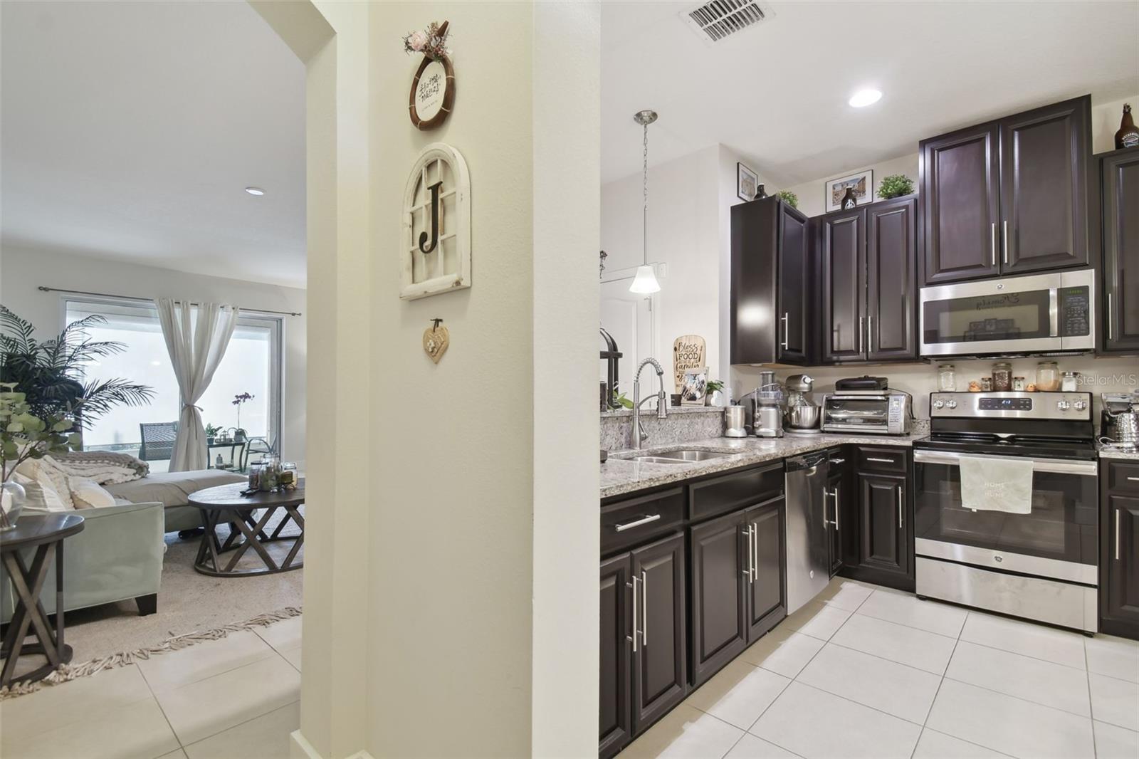 Image 15 of 61 For 2234 Lennox Dale Lane