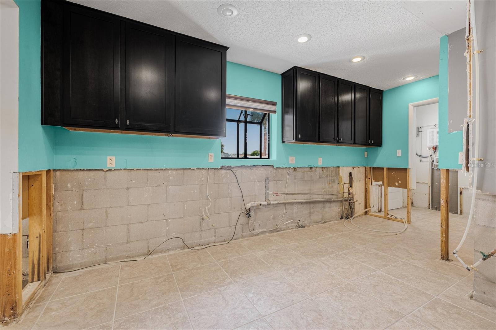 Image 35 of 38 For 8722 Thornwood Lane