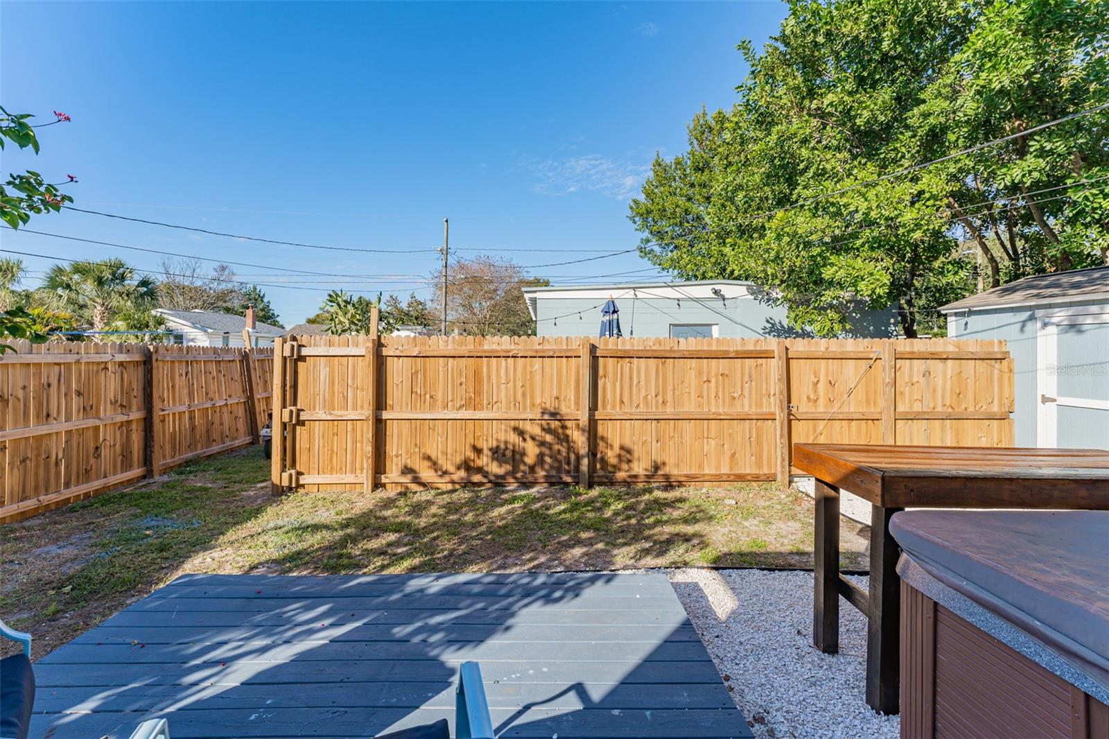 Image 41 of 43 For 2035 29th Avenue N
