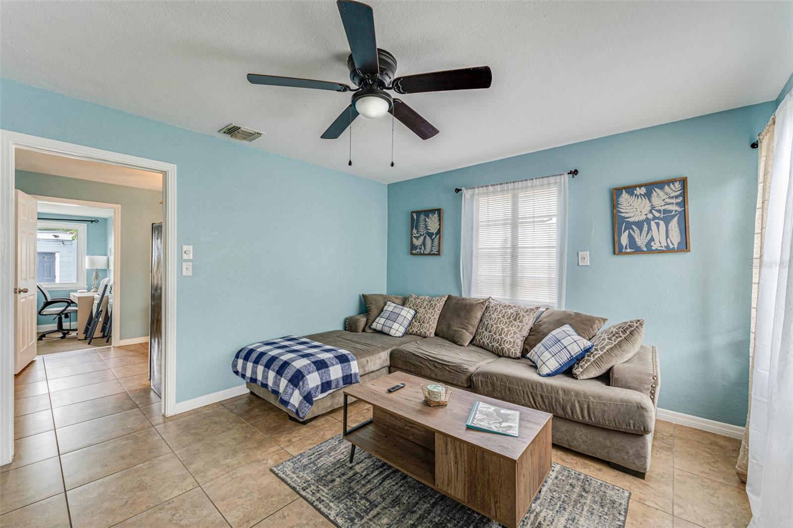 Image 5 of 43 For 2035 29th Avenue N