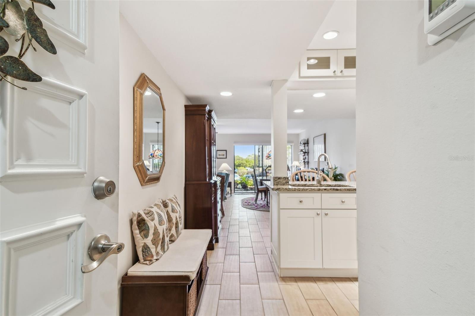 Image 4 of 31 For 301 Mariner Drive 301