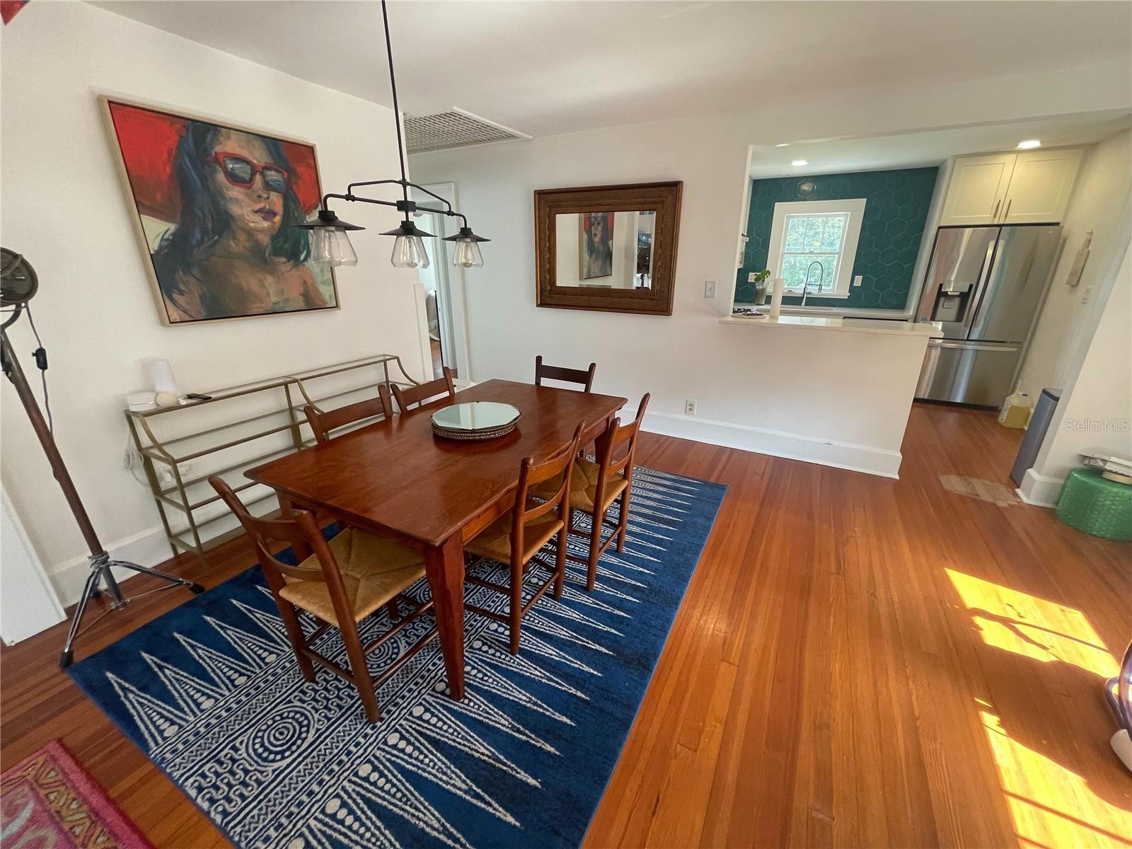 Image 5 of 18 For 145 20th Avenue Se