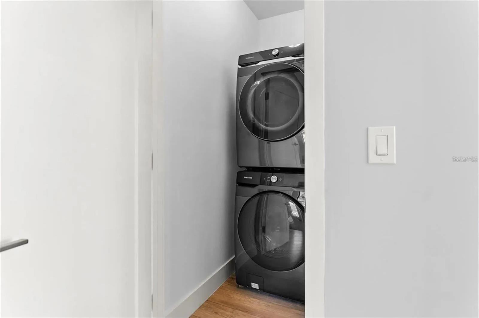 Image 22 of 39 For 2705 Boulevard  4