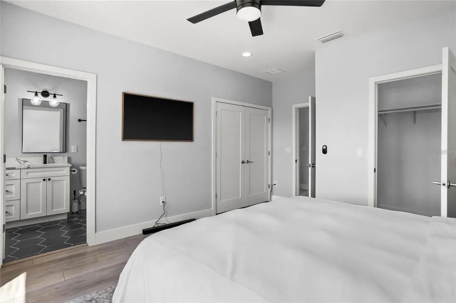 Image 28 of 39 For 2705 Boulevard  4