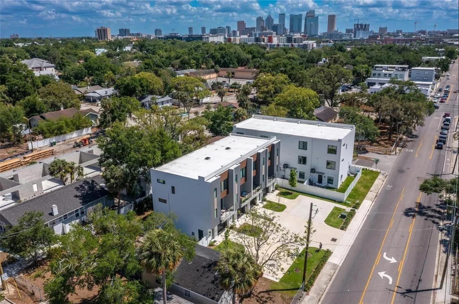 Image 37 of 39 For 2705 Boulevard  4