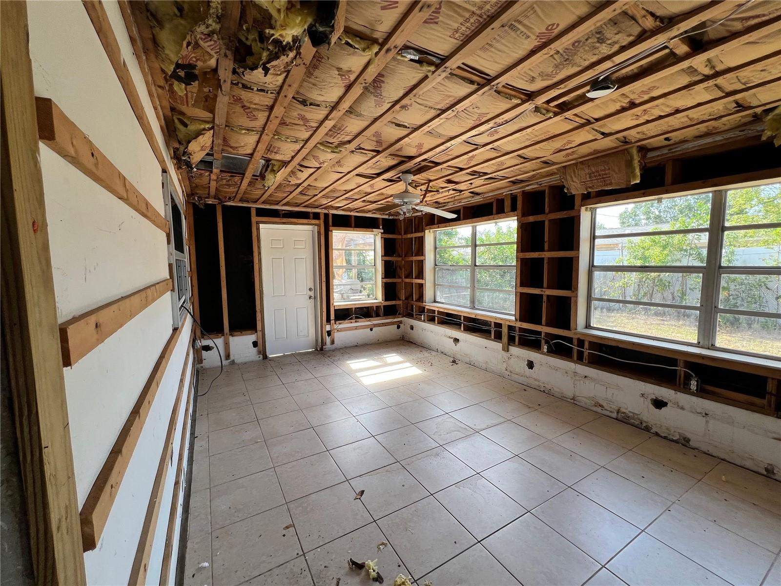 Image 14 of 21 For 378 79th Avenue Ne
