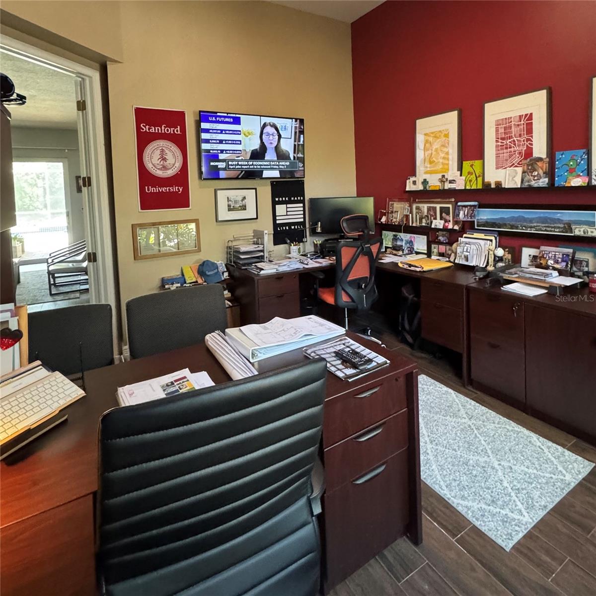 Listing photo id 28 for 3205 Grassglen Place