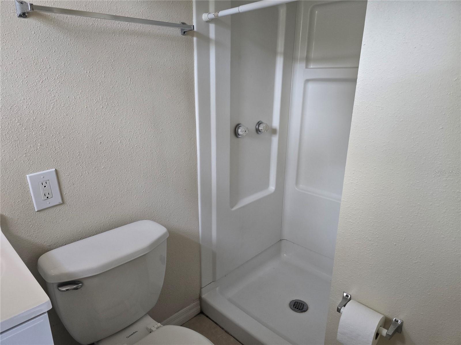 Image 10 of 18 For 7307 50th Avenue N