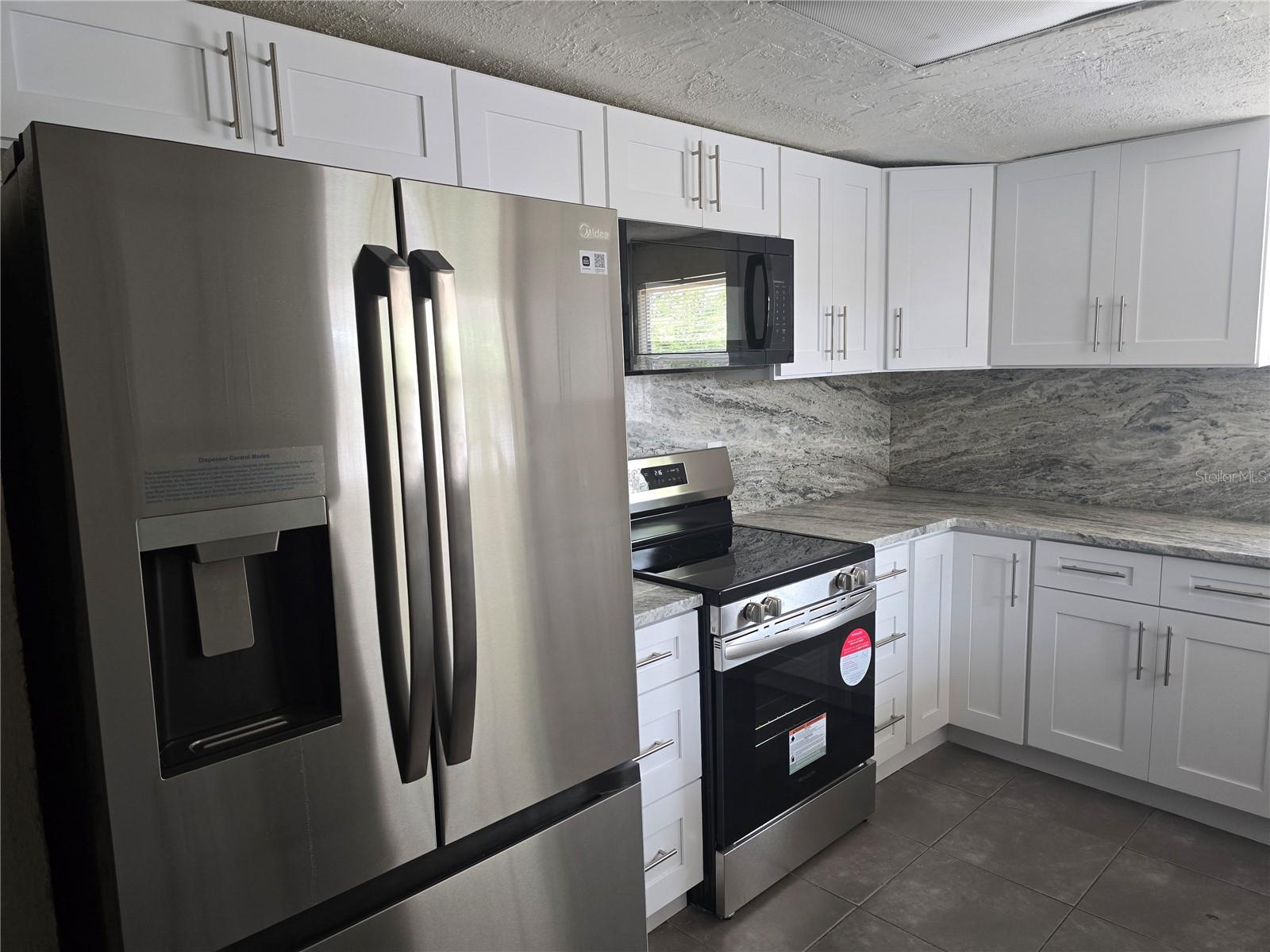 Image 2 of 18 For 7307 50th Avenue N