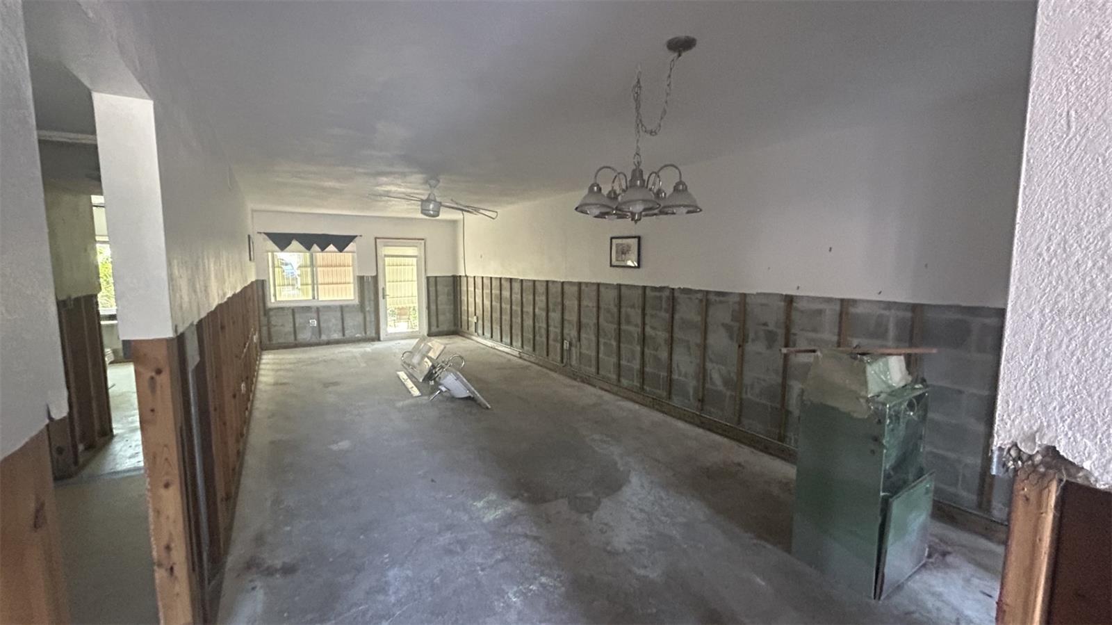 Image 12 of 23 For 4560 Overlook Drive Ne 167