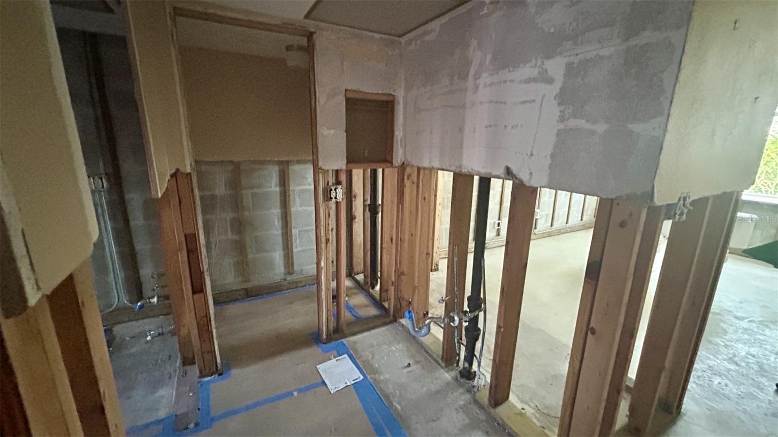 Image 7 of 23 For 4560 Overlook Drive Ne 167