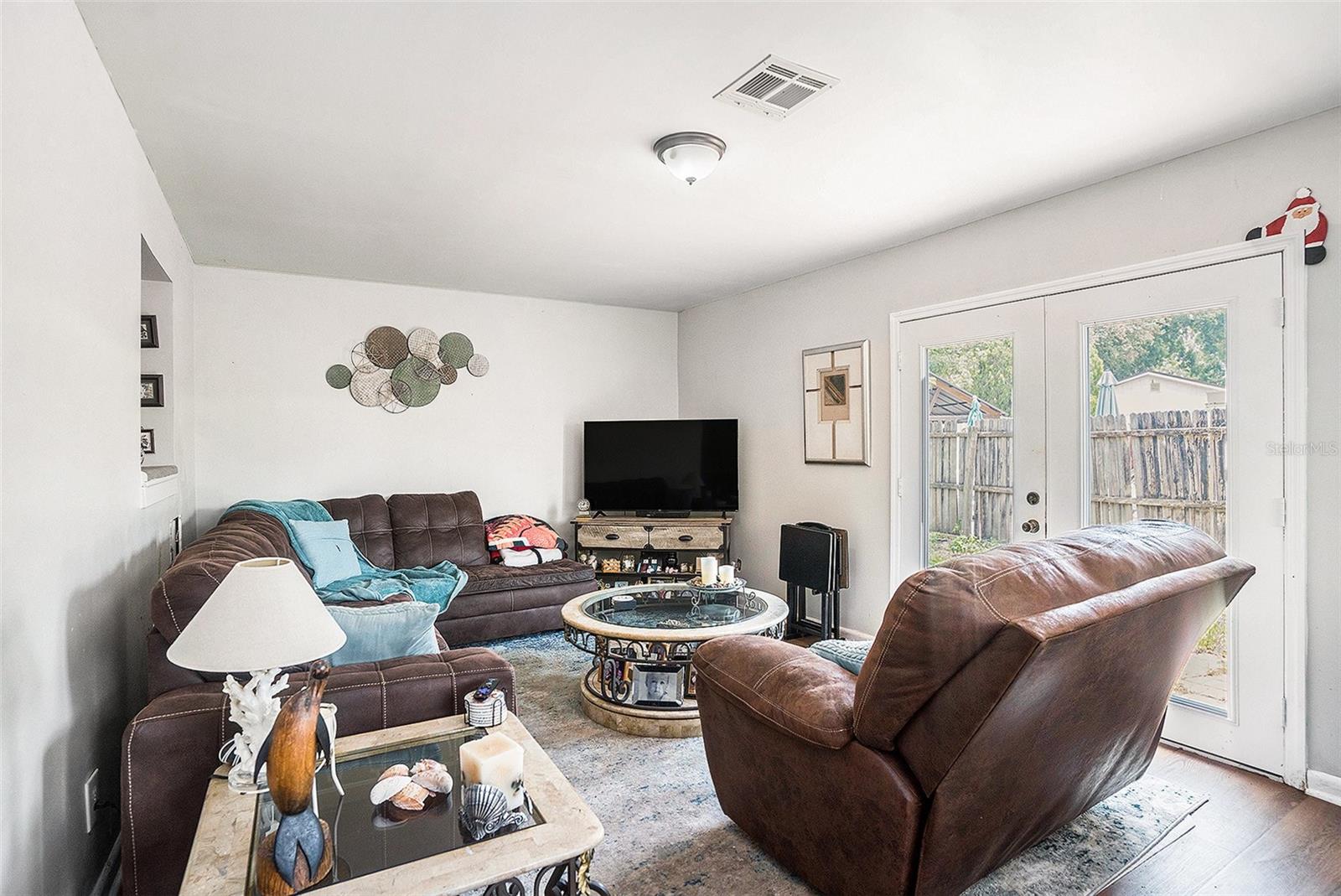 Image 19 of 37 For 7004 Lambright Court