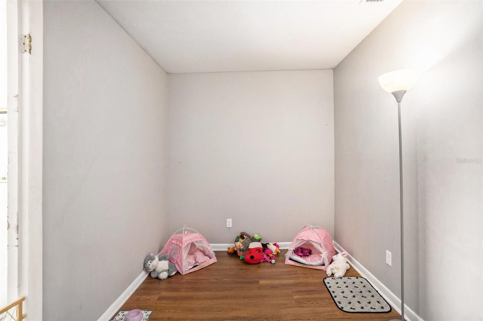 Image 8 of 37 For 7004 Lambright Court