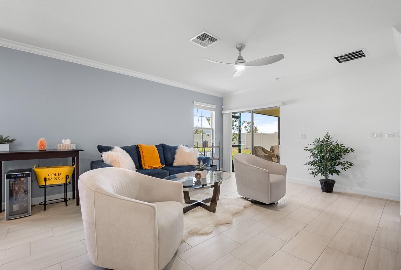 Image 12 of 38 For 17222 Holly Well Avenue